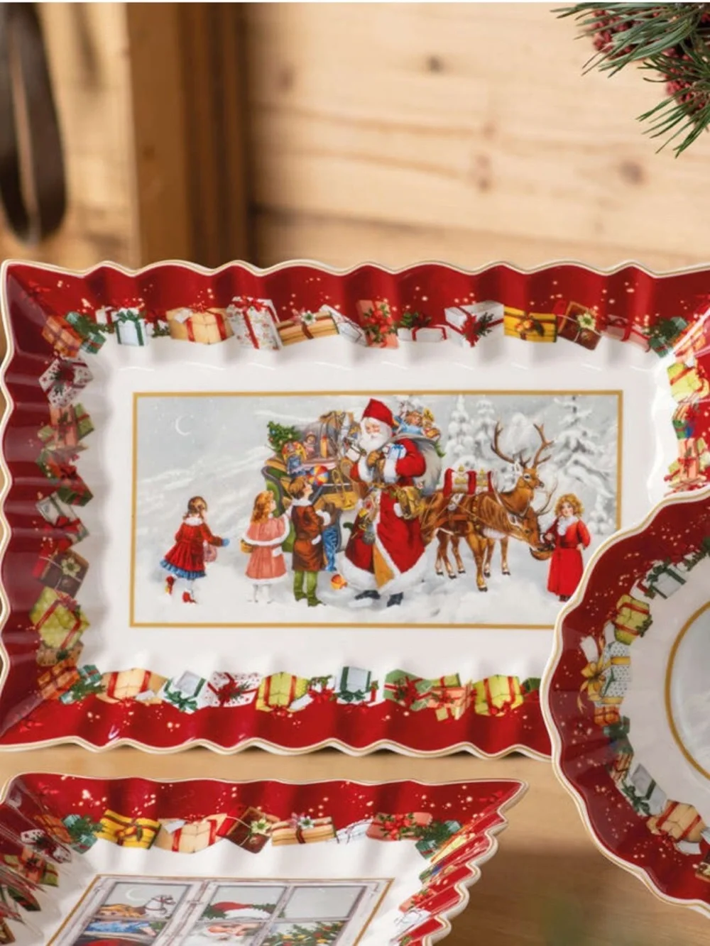 Villeroy & Boch Toy’s Fantasy Christmas Plate Rectangular Serving Platter